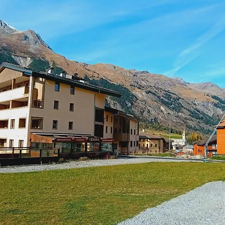 Apartment In Termignon With Ski-in Ski-out